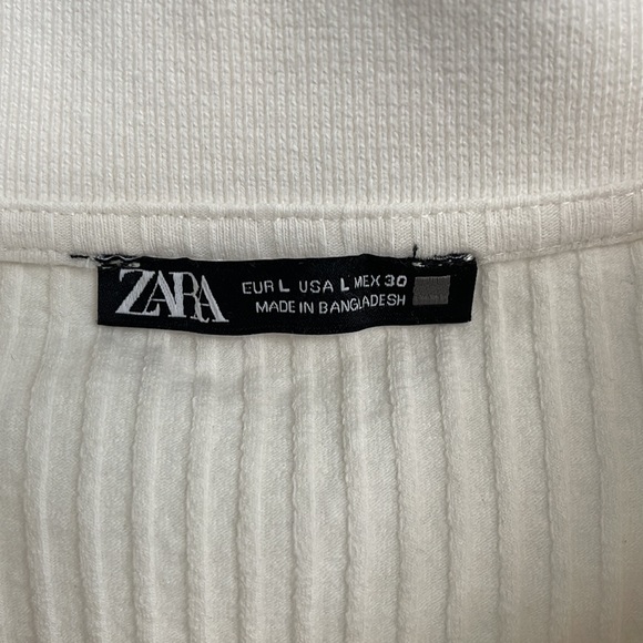 Crop Collared Top - Picture 3 of 3